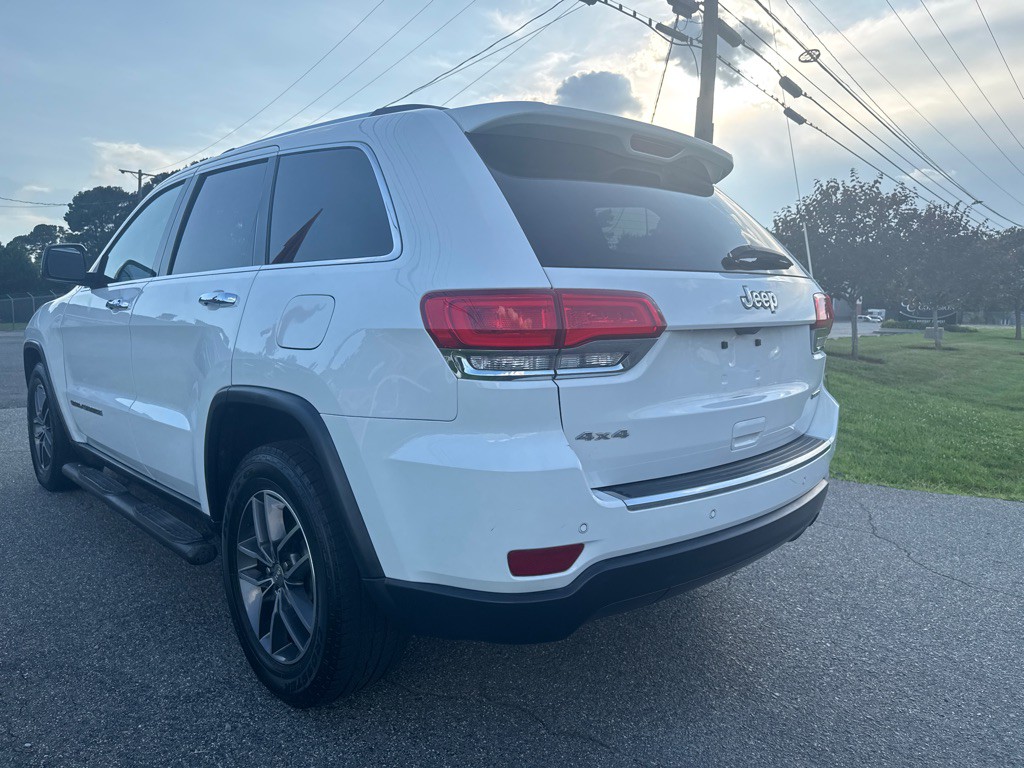 2018 Jeep Grand Cherokee Image 8