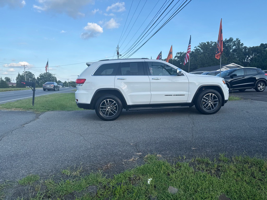 2018 Jeep Grand Cherokee Image 13