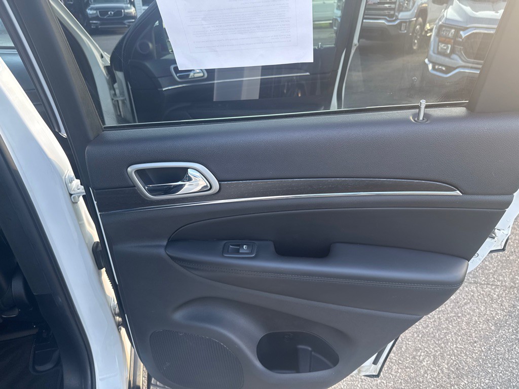 2018 Jeep Grand Cherokee Image 18