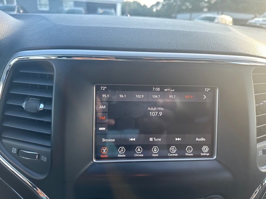2018 Jeep Grand Cherokee Image 27