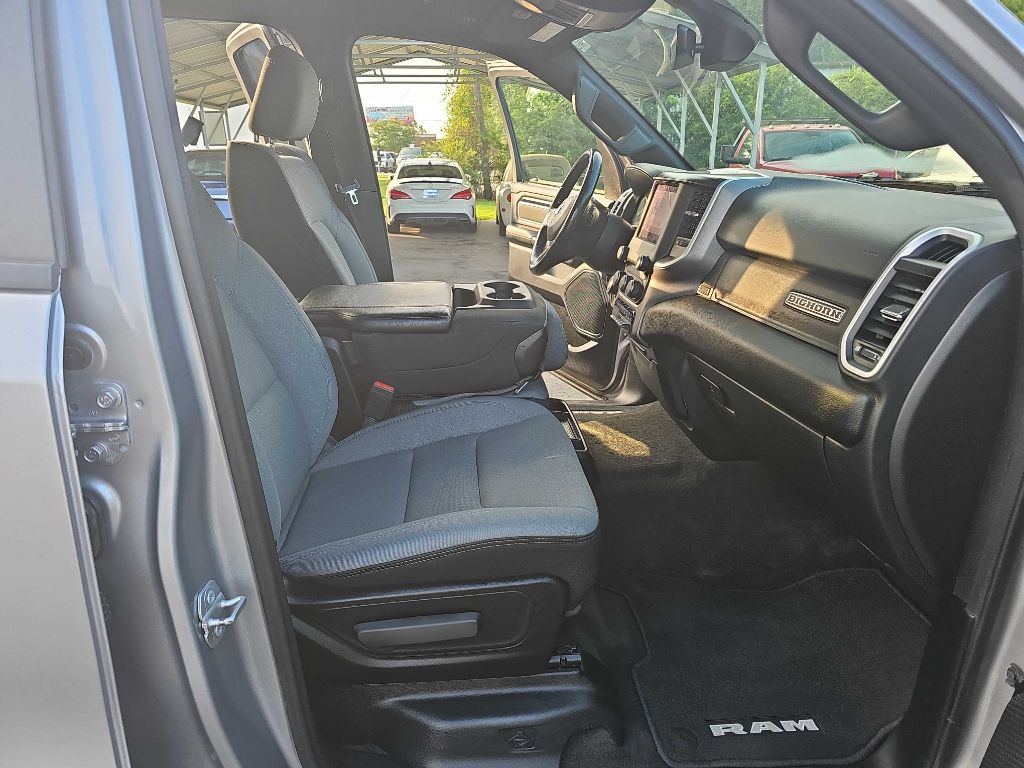 2022 RAM 1500 Image 31