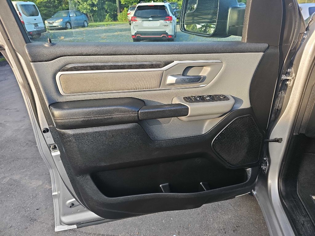 2022 RAM 1500 Image 35