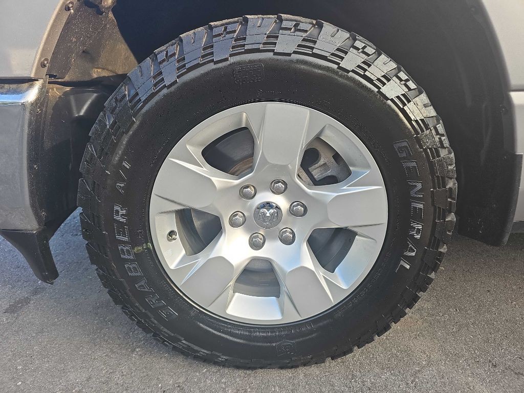 2022 RAM 1500 Image 38