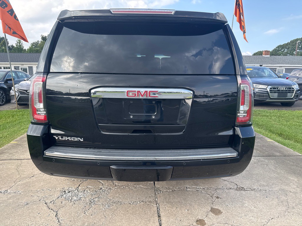2019 GMC Yukon Image 9
