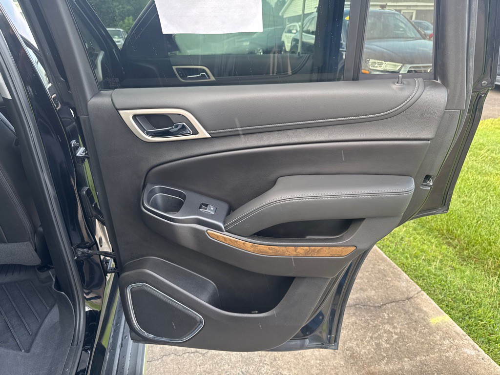 2019 GMC Yukon Image 16