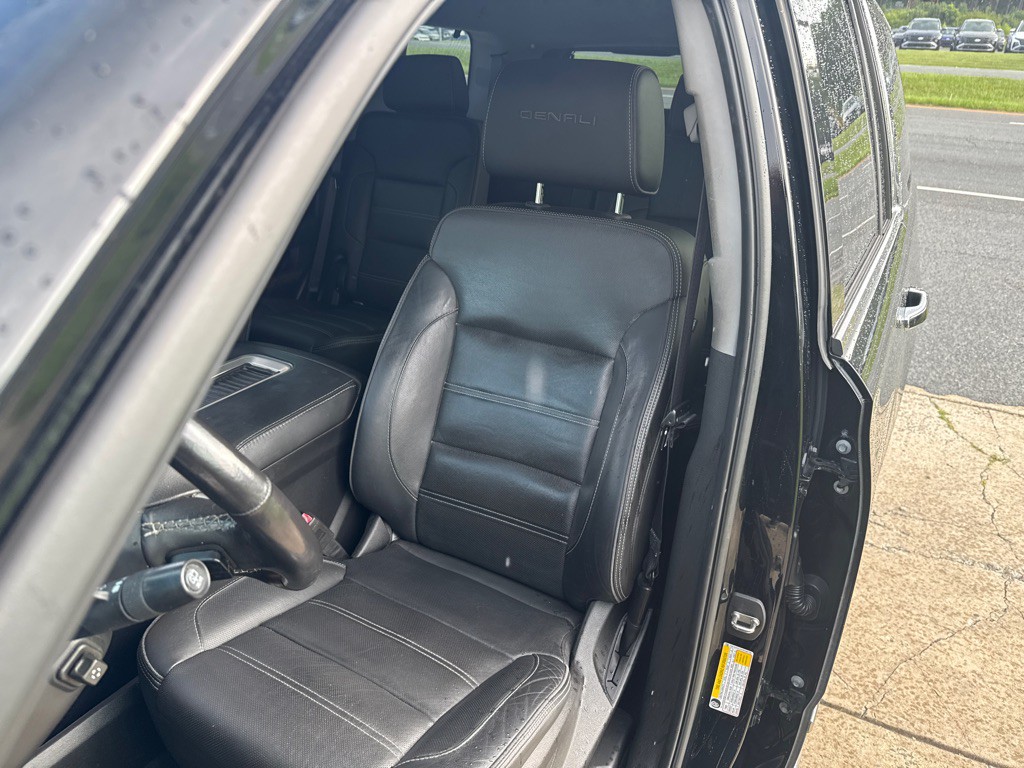 2019 GMC Yukon Image 19