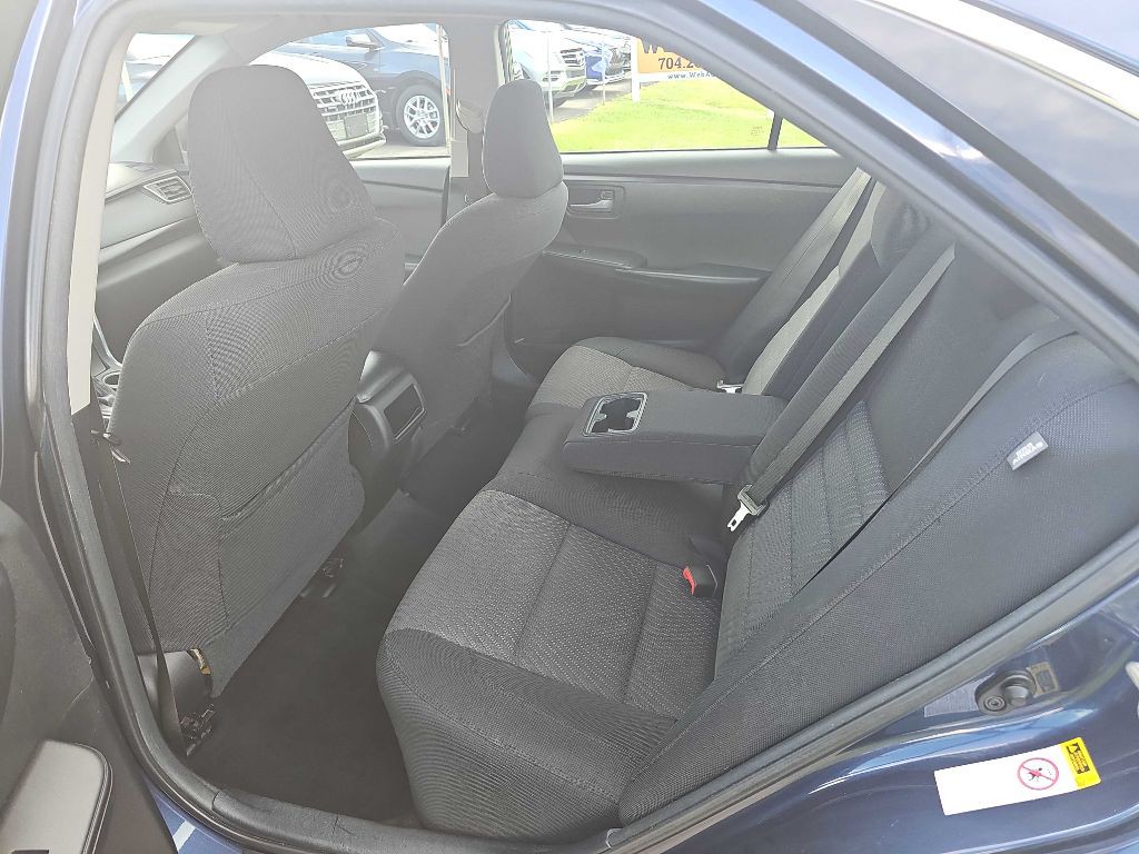 2015 Toyota Camry Image 27