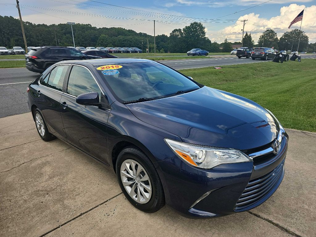 2015 Toyota Camry Image 42