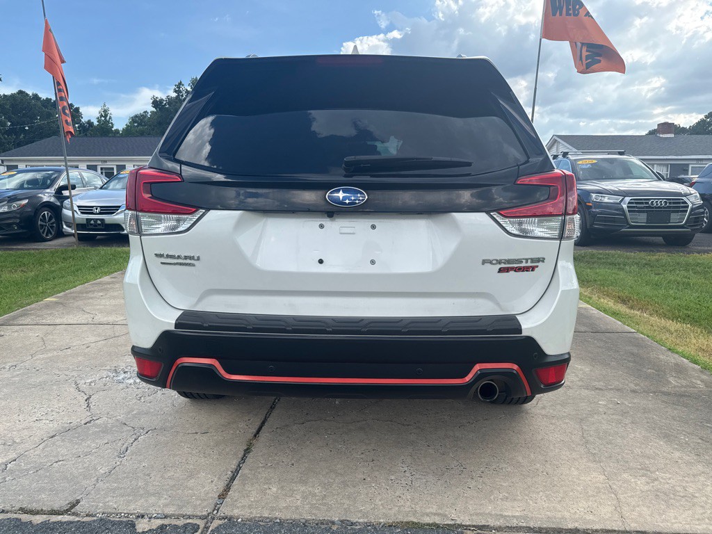 2021 Subaru Forester Image 9