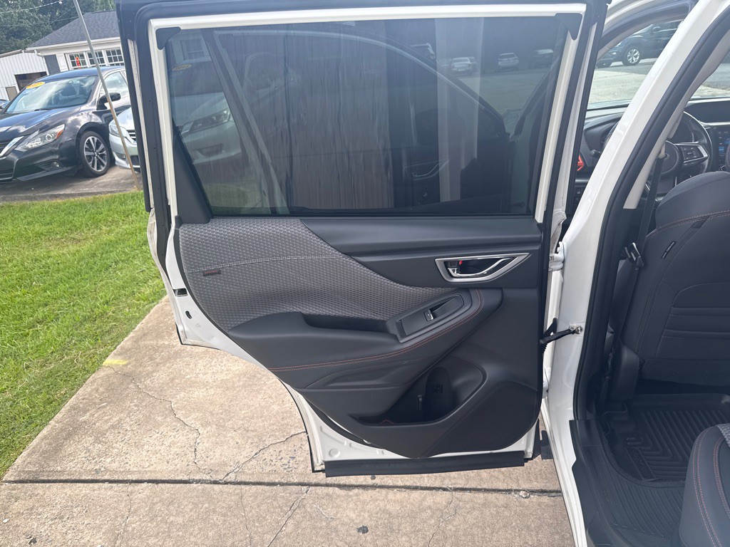 2021 Subaru Forester Image 16