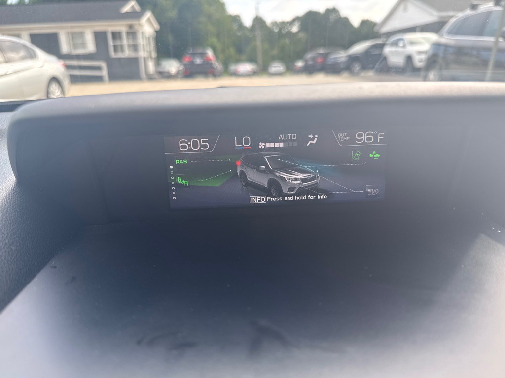 2021 Subaru Forester Image 25