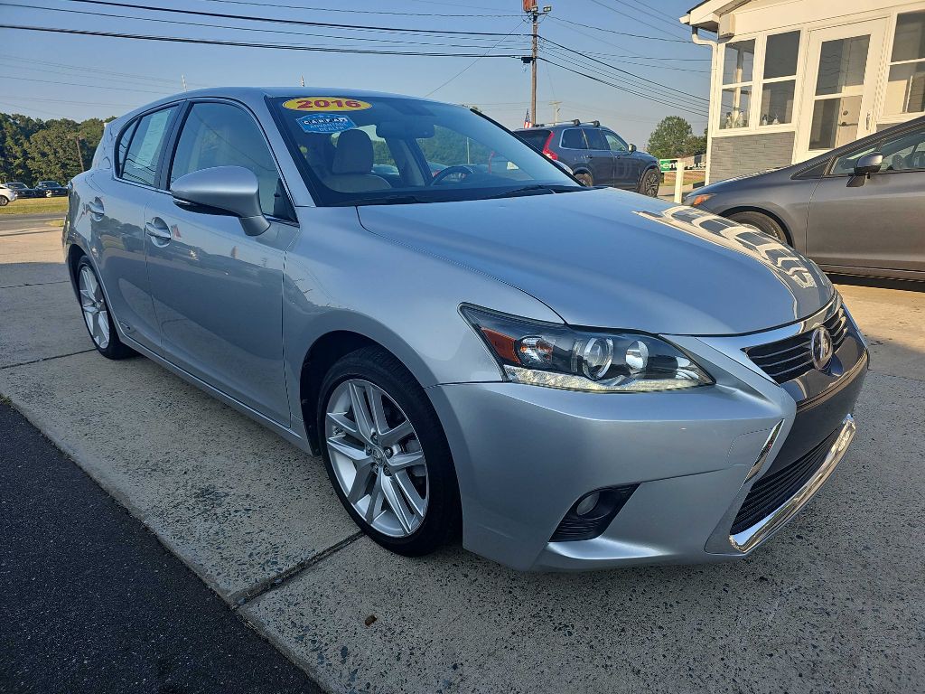 2016 Lexus CT Image 2