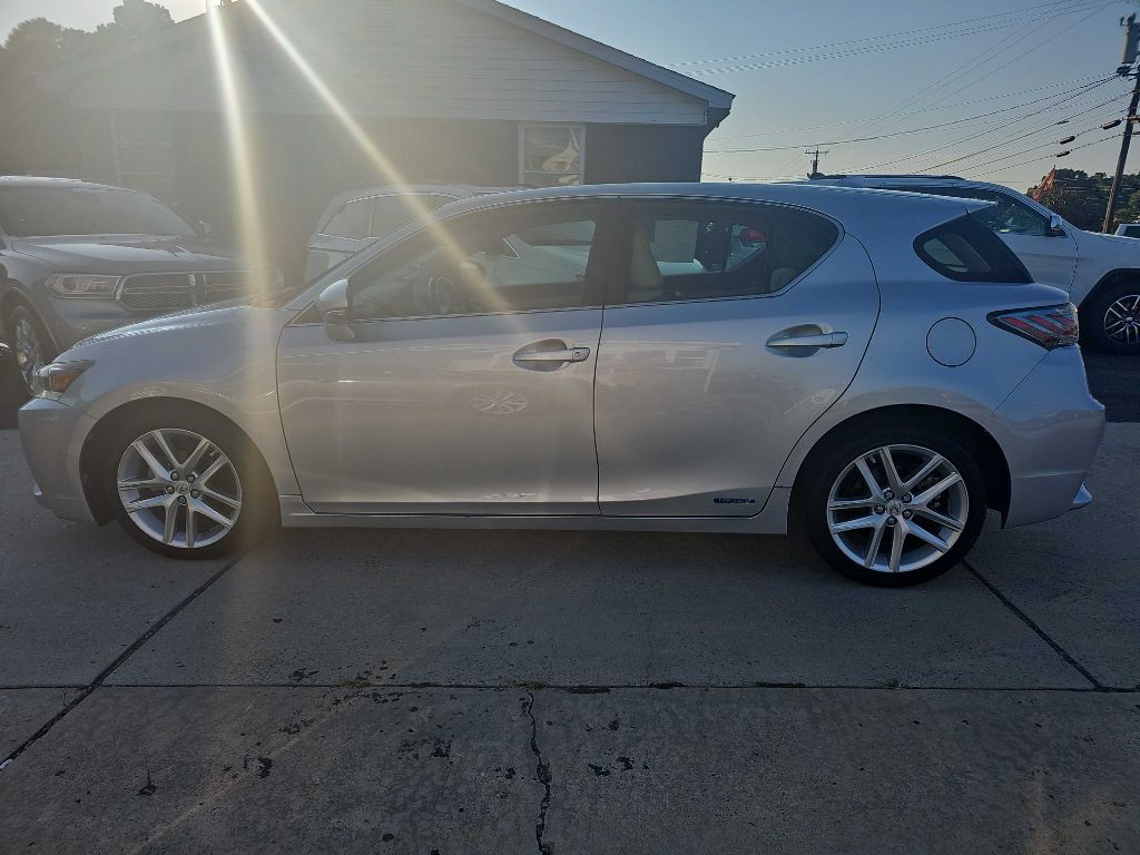 2016 Lexus CT Image 8