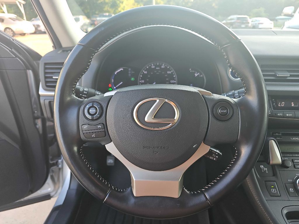 2016 Lexus CT Image 23