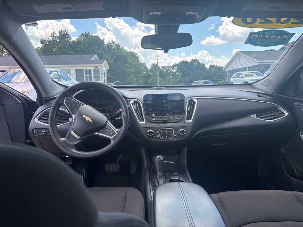 2020 Chevrolet Malibu Image 24