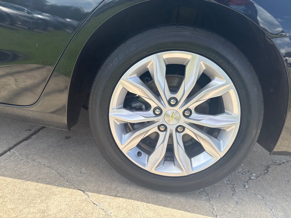 2020 Chevrolet Malibu Image 32