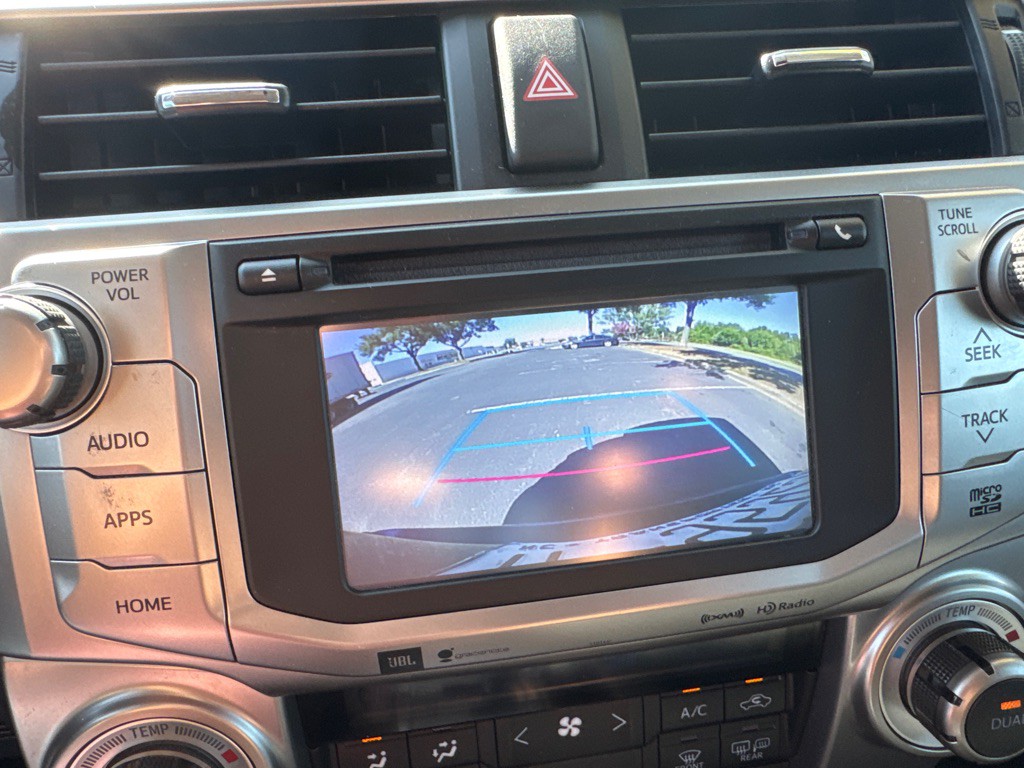 2016 Toyota 4Runner Image 23