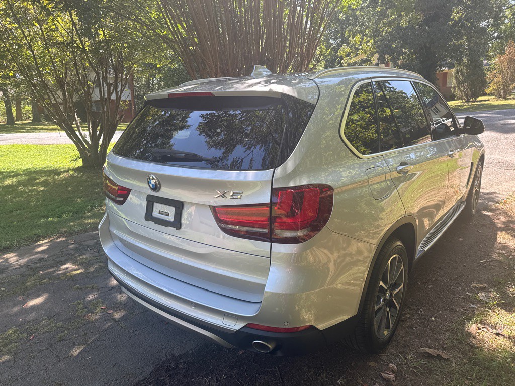 2017 BMW X5 Image 9