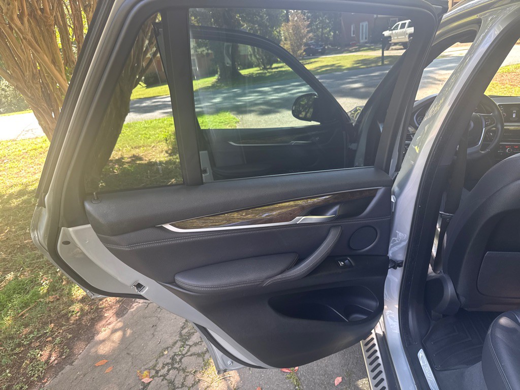 2017 BMW X5 Image 12