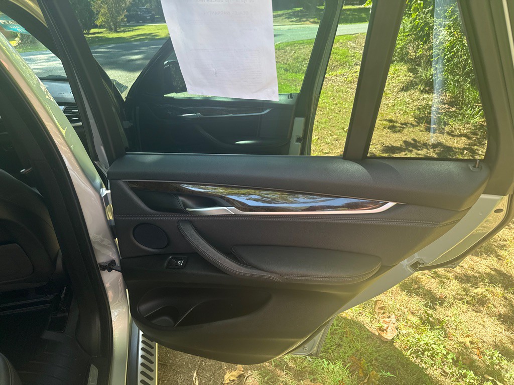 2017 BMW X5 Image 14
