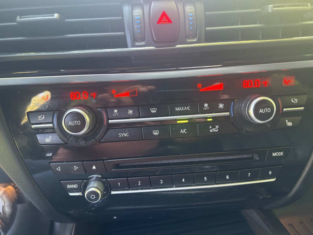 2017 BMW X5 Image 27