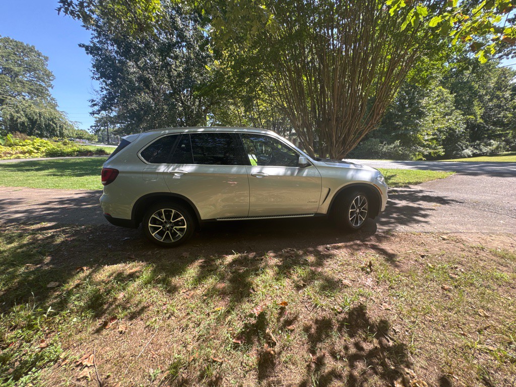 2017 BMW X5 Image 38