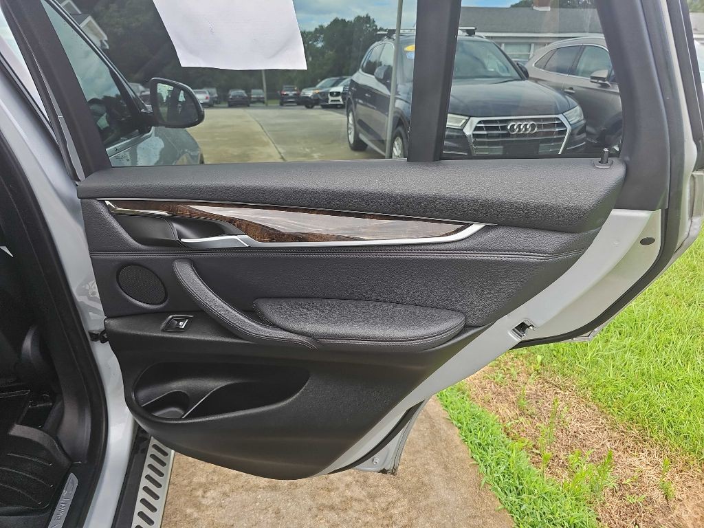 2017 BMW X5 Image 36