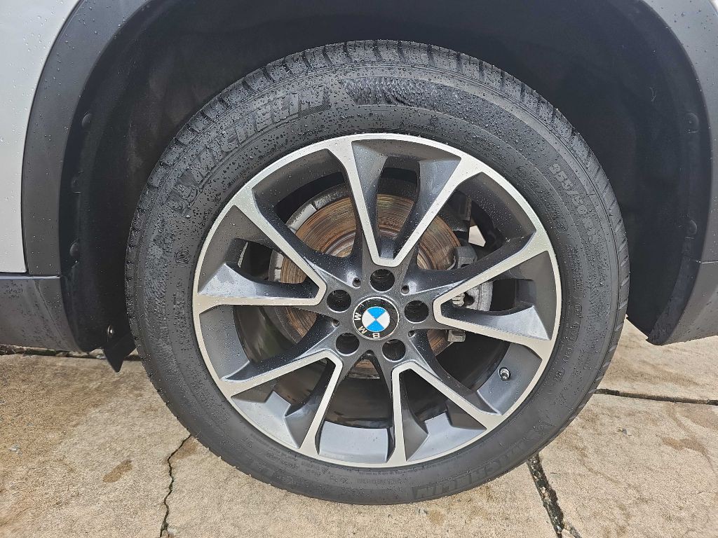 2017 BMW X5 Image 42