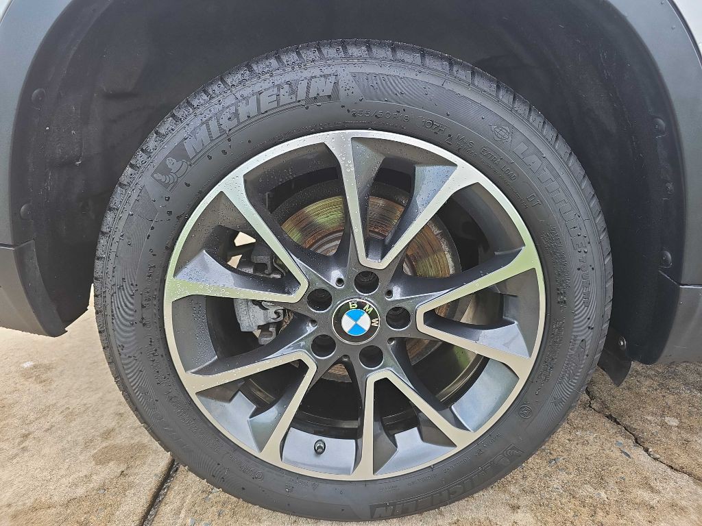 2017 BMW X5 Image 43