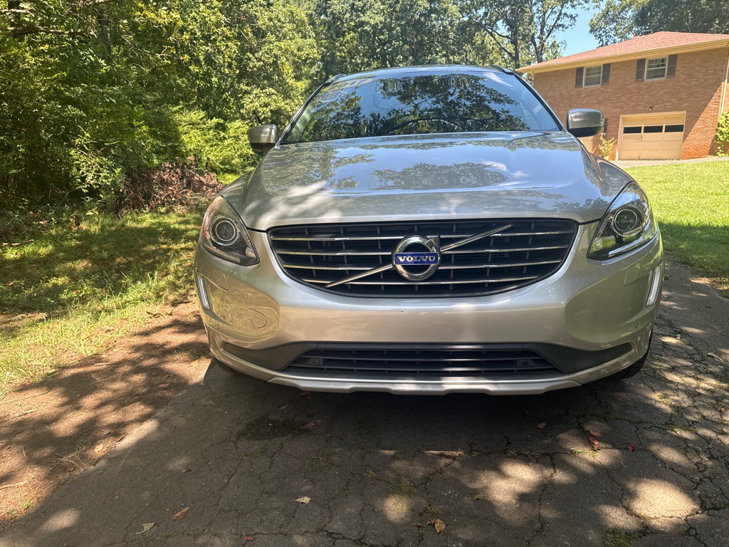 2017 Volvo XC60 Image 3