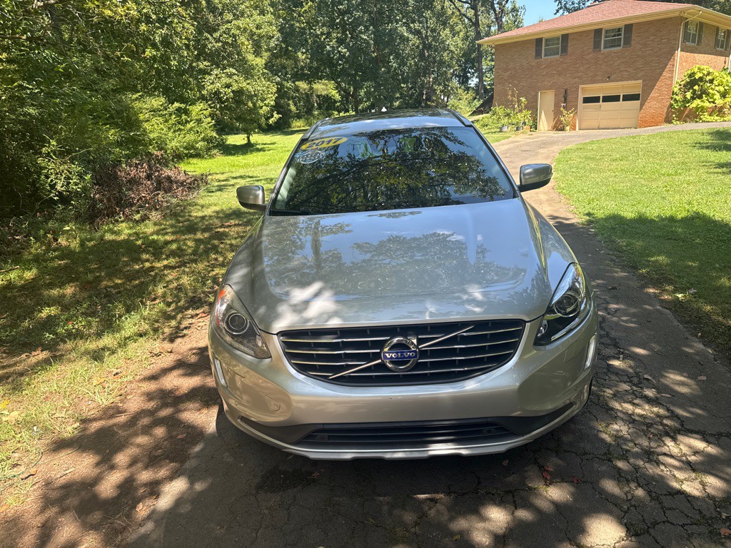 2017 Volvo XC60 Image 6