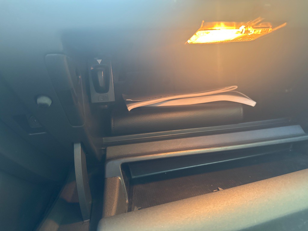 2017 Volvo XC60 Image 34