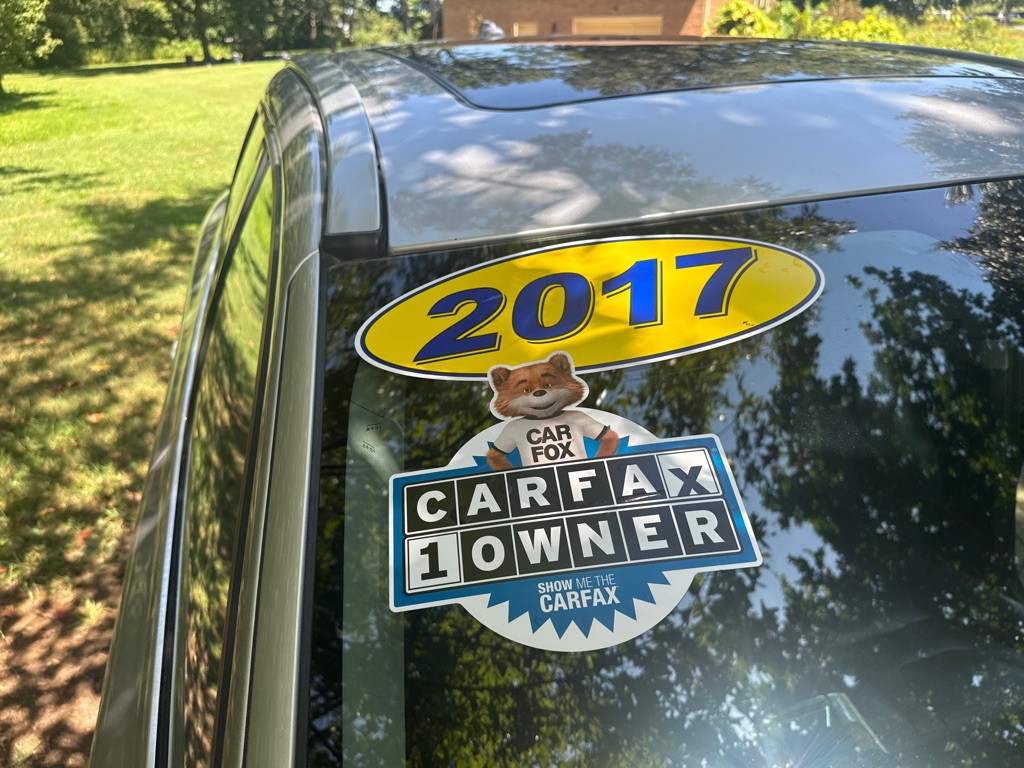2017 Volvo XC60 Image 41