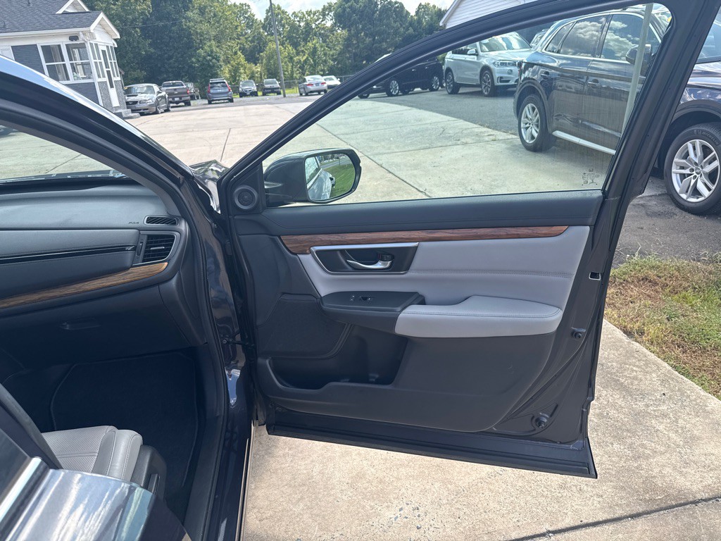 2017 Honda CR-V Image 16