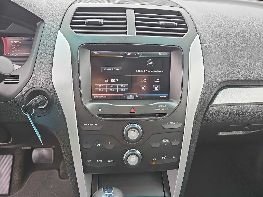 2013 Ford Explorer Image 21