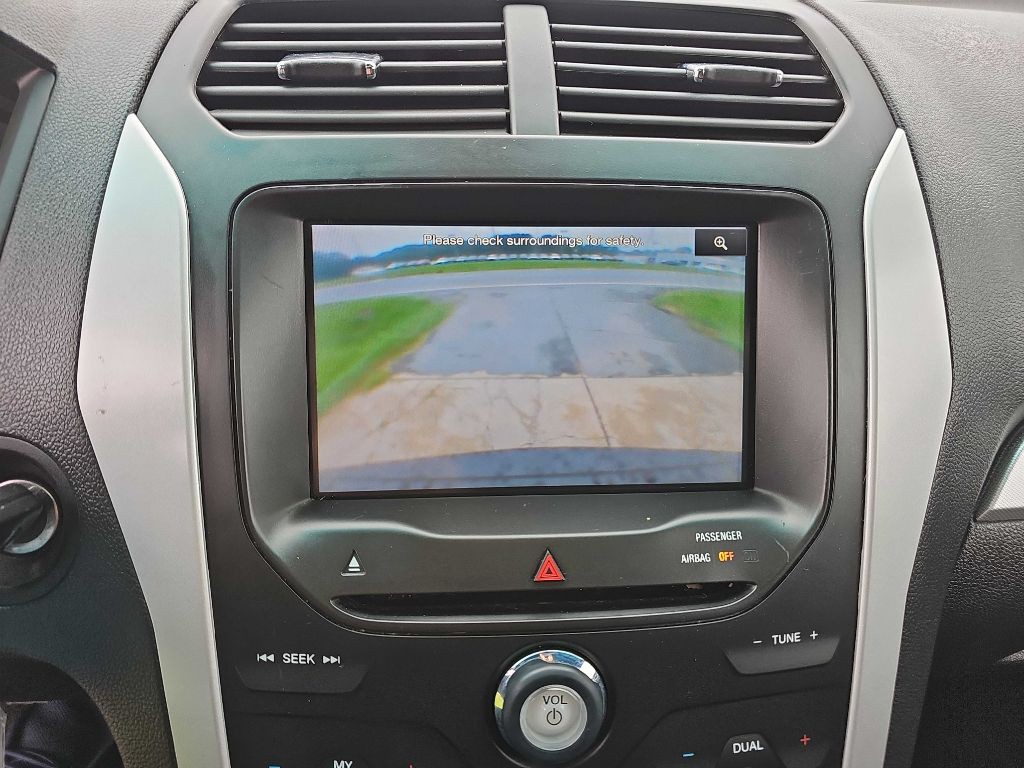 2013 Ford Explorer Image 22