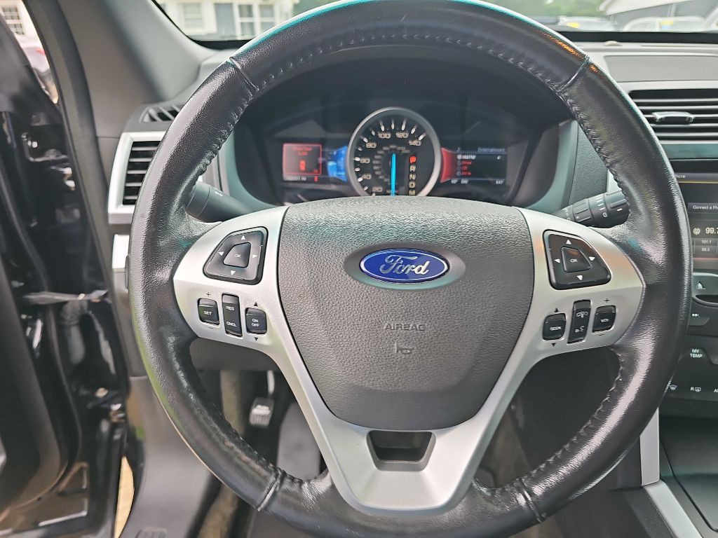 2013 Ford Explorer Image 23