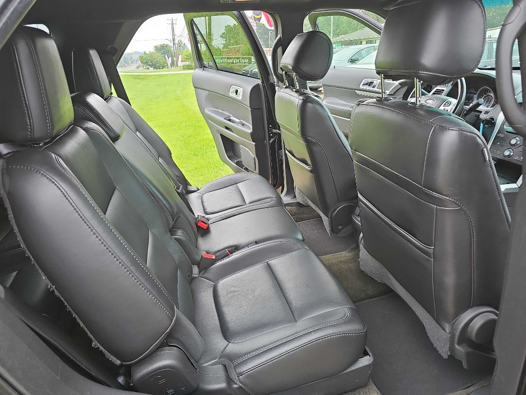 2013 Ford Explorer Image 29