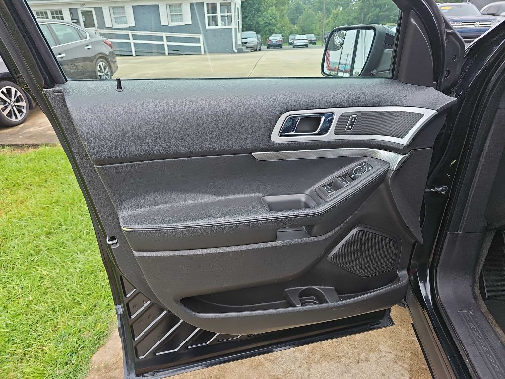 2013 Ford Explorer Image 37