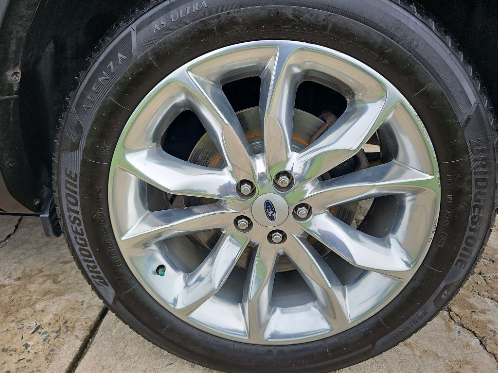 2013 Ford Explorer Image 40