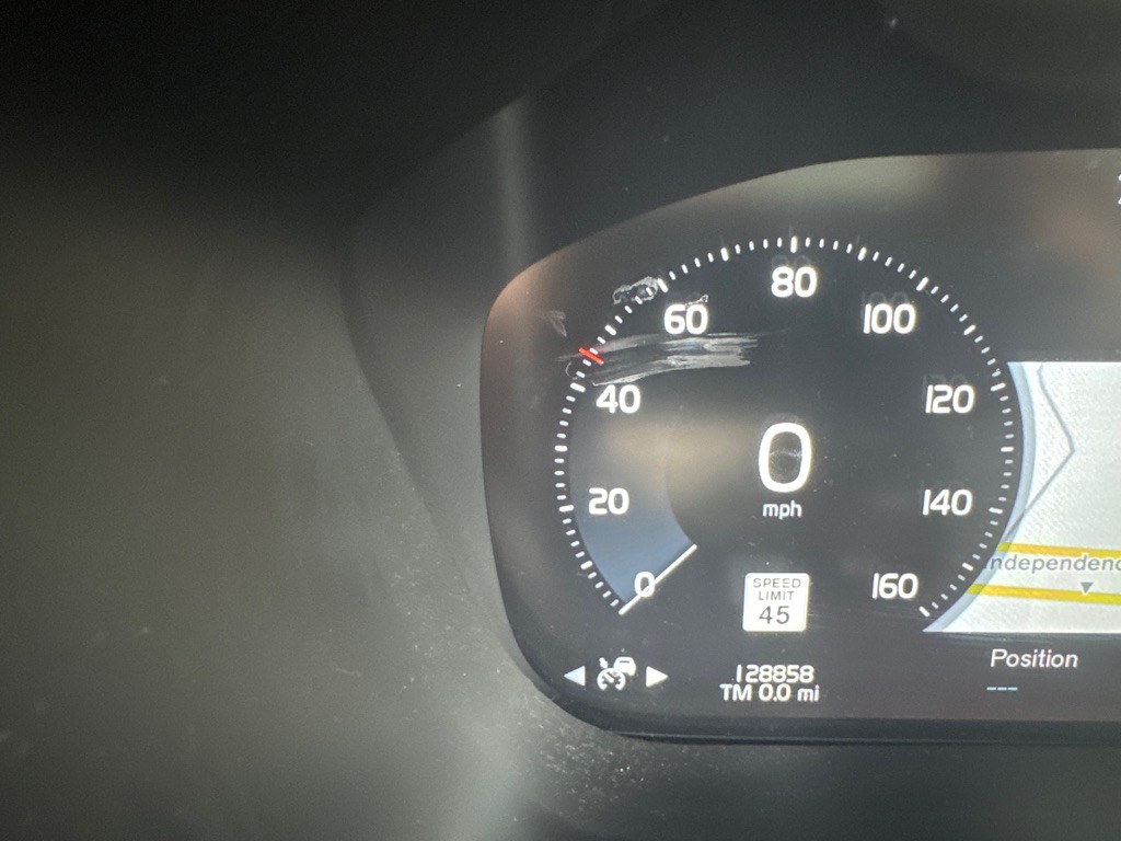 2019 Volvo XC60 Image 26