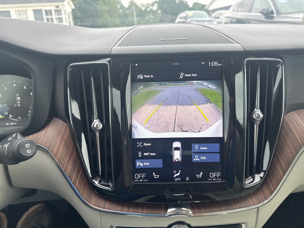 2019 Volvo XC60 Image 28