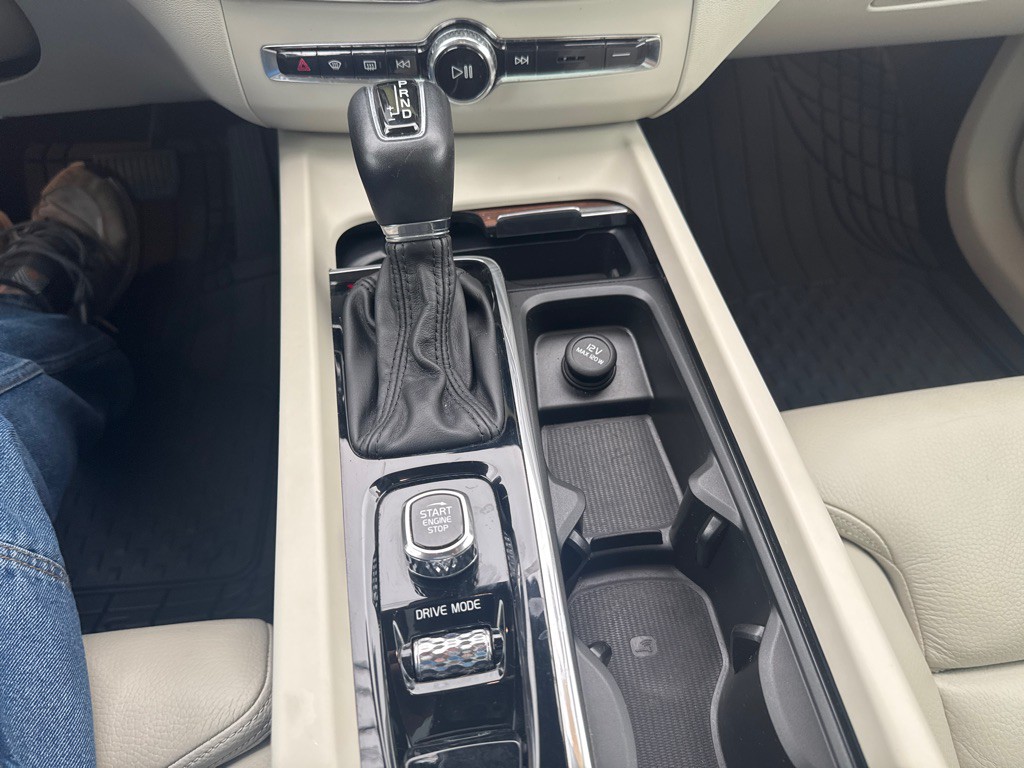 2019 Volvo XC60 Image 31