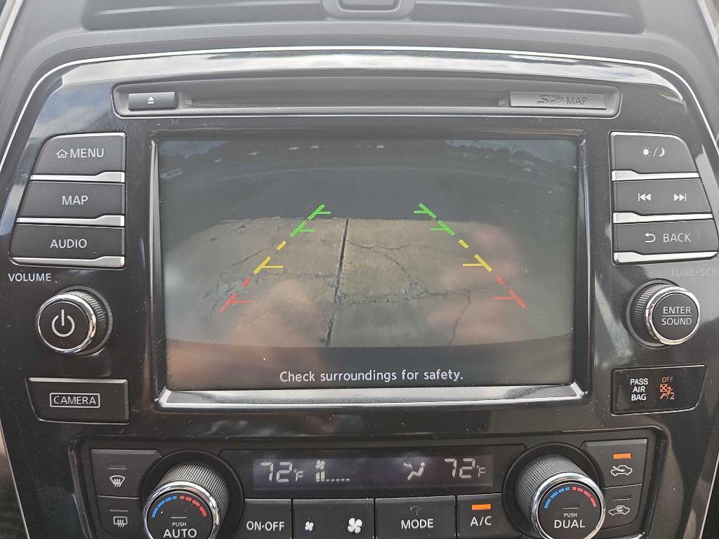2017 Nissan Maxima Image 22