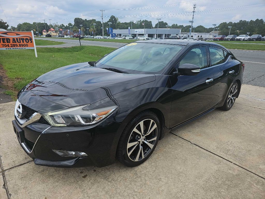 2017 Nissan Maxima Image 1