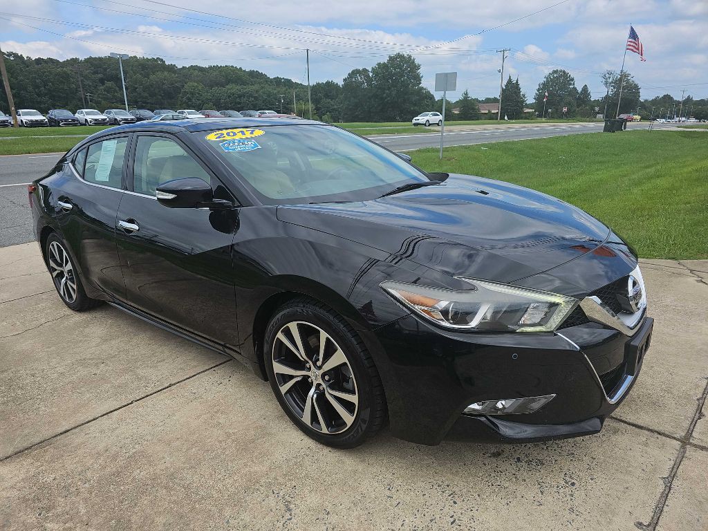 2017 Nissan Maxima Image 3