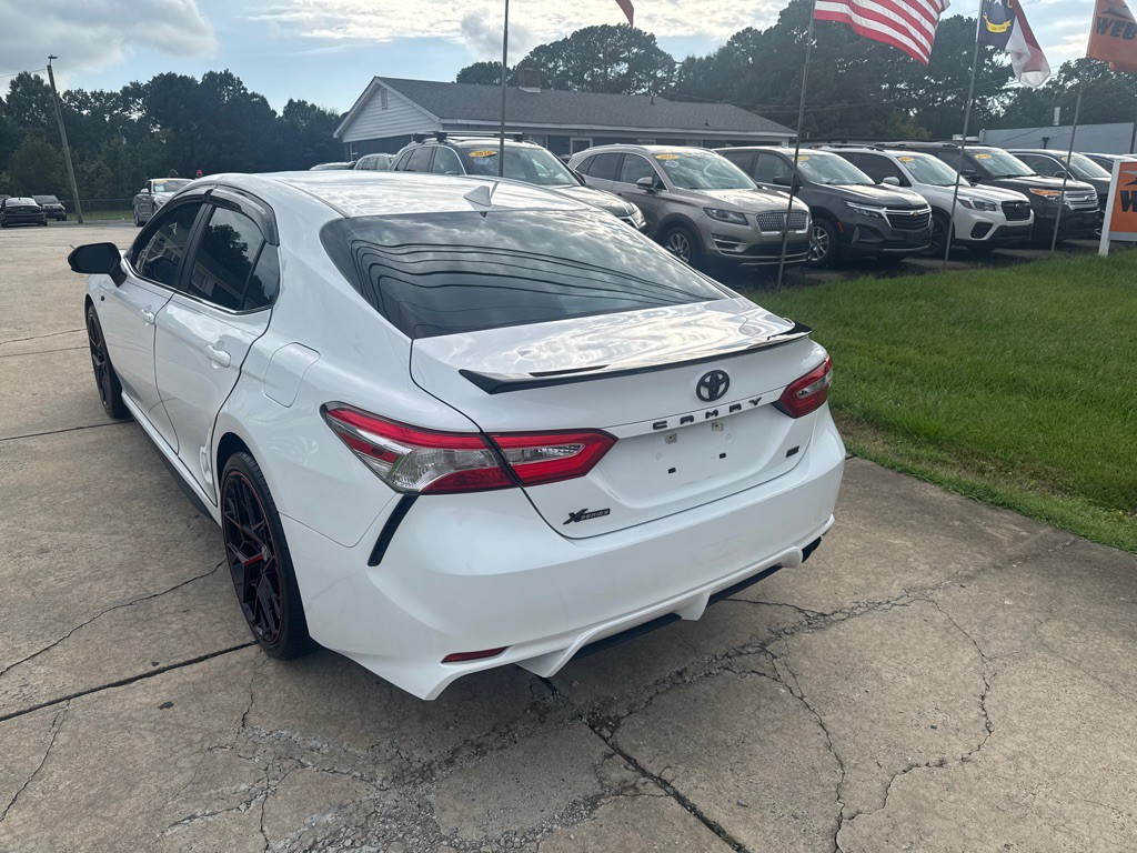 2020 Toyota Camry Image 10