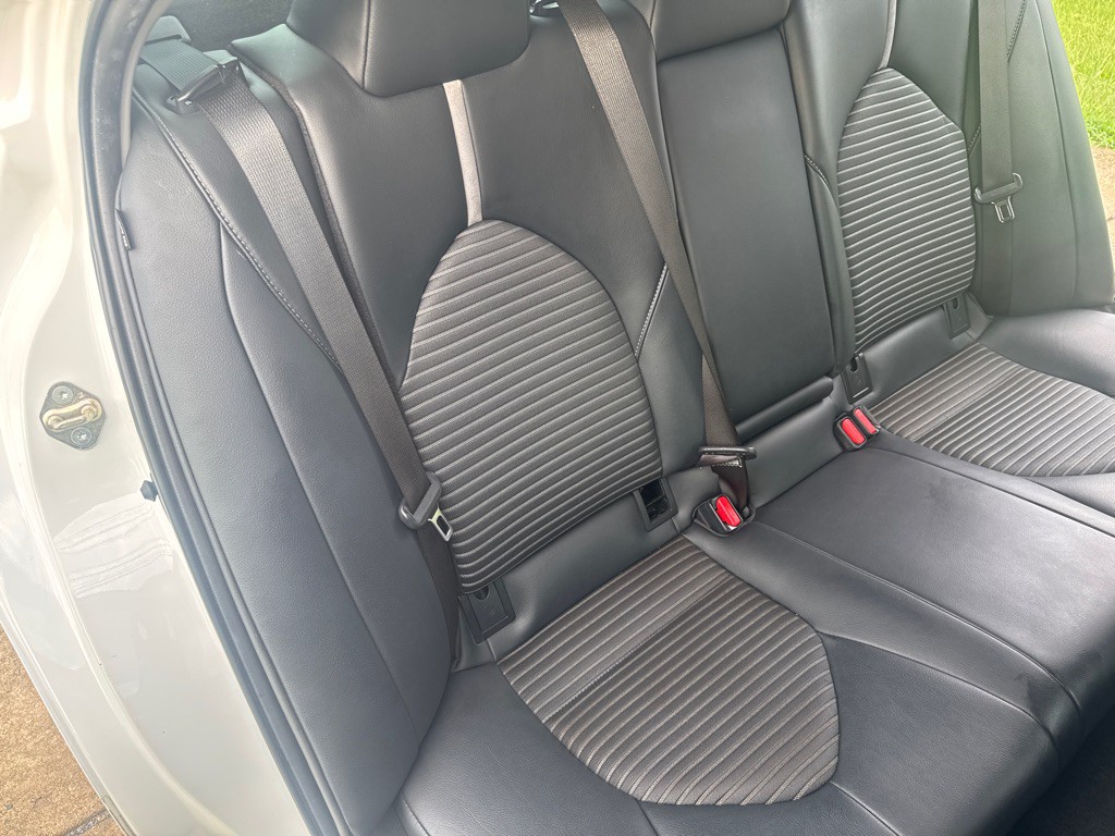 2020 Toyota Camry Image 20