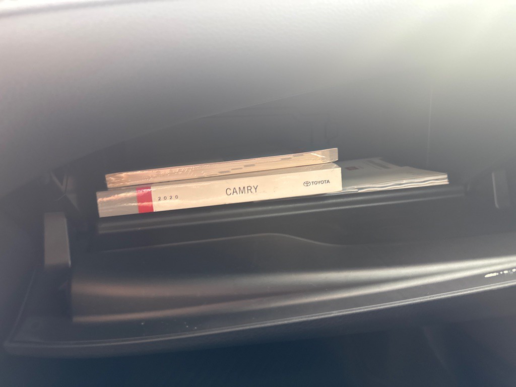 2020 Toyota Camry Image 31