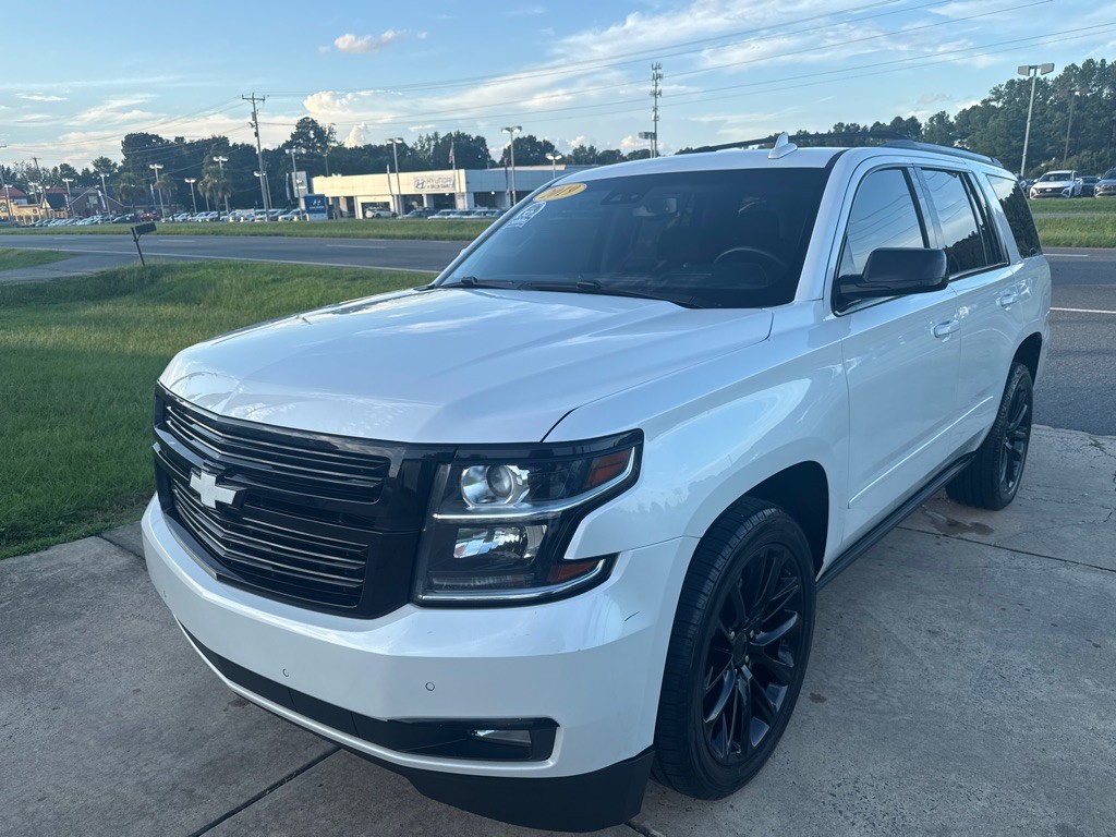 2019 Chevrolet Tahoe Image 2